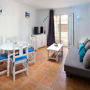 apartamento-2b-en-carihuela-junto-a-la-playa.1costadelsol.com/